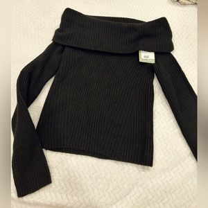 H&M off of the shoulder knit sweater